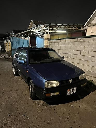 Volkswagen: Volkswagen Golf: 1993 г., 1.8 л, Механика, Бензин, Хэтчбэк — 1
