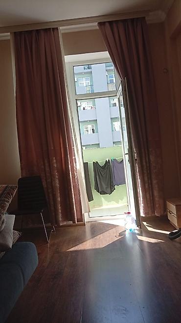 mida kiraye: Tahirə xanım. KİRAYƏ VERİLİR Höfsan mida 1 mərtəbə 5 *2 ev 1 otak — 4