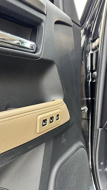 Toyota: Toyota 4Runner: 2015 г., 4 л, Автомат, Бензин, Внедорожник — 10