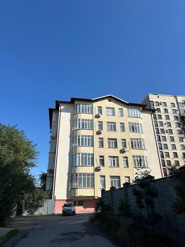 промышленные швейные машины: 2 комнаты, 79 м², Элитка, 5 этаж, Евроремонт