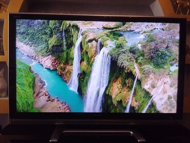 sharp: Sharp Aquos LC-85RX1M model LCD rəngli televizor. Cihaz 110-240V gücə