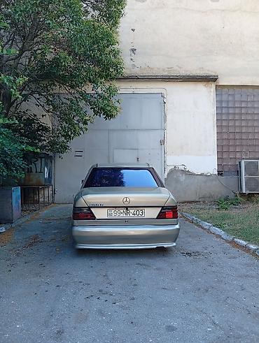 1998 ford transit: Mercedes-Benz W124: 0.2 l | 1991 il Sedan — 2
