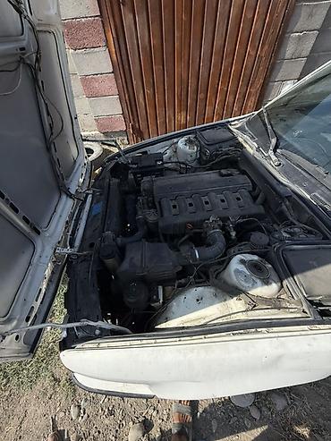 540 е34: BMW 5 series: 1990 г., 2 л, Механика, Бензин, Седан — 3