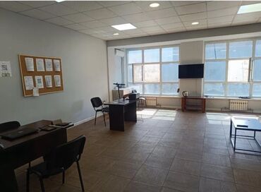 бишкек аренда места: Сдаю Офис, 48 м², В жилом комплексе, С отдельным входом