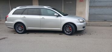 Toyota: Toyota Avensis Wagon – gümüş rəngli, universal kuzov Texniki və — 9