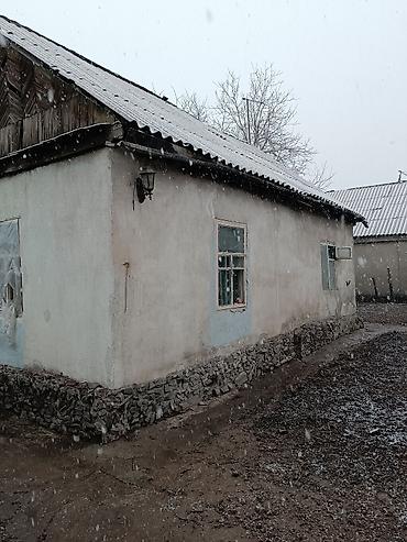 Продажа коттеджей и домов: Продаю дом. Находится по ул. Тюлебердиева, в ста метрах от перекрестка — 5