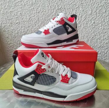 Women's Sneakers and athletic shoes: 46 — 2