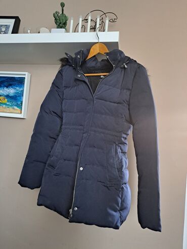 duge zimske jakne: Zara, S (EU 36), Jednobojni, Veštačko krzno