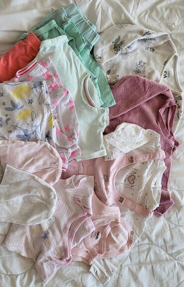 bebe igracke za devojcice: Paket: Bodiji, Za devojčice, uzrast: 3-6 meseci