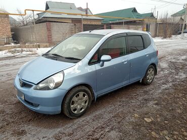 Honda: Honda Fit: 2003 г., 1.3 л, Вариатор, Бензин