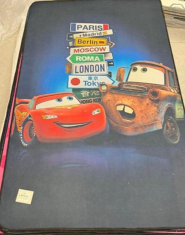 Peškiri: Staza stitch, mario, frozen, minie patrolne sape. 80x120cm
Cena — 10