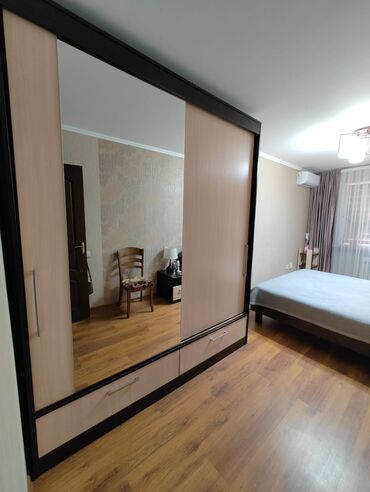 Спальные гарнитуры: Спальный гарнитур, Б/у, Двуспальная кровать, С матрасом, Тумба, Дерево, Самовывоз, цвет - Бежевый — 9