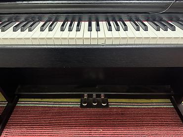 Musiqi alətləri: Rəqəmsal pianino – klassik korpusda, 88 klavişli tam ölçülü klaviatura — 2