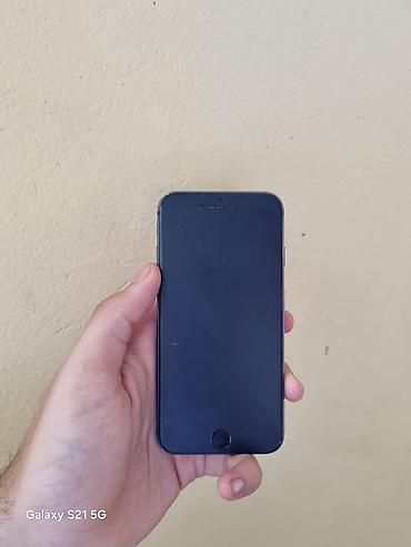 iphone se telefon: IPhone SE, 64 GB, Qara, Barmaq izi — 1