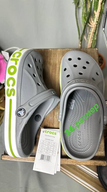 Сабо: ПИСАТЬ ТОЛЬКО ВАТСАП ✅ Crocs – лёгкие сабо и clogs с ремешком - — 39