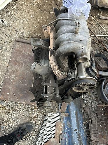 хова 15: Бензиновый двигатель Volkswagen/Audi 1.8 (серия EA827, продольное — 4