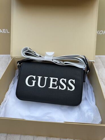 Çantalar: Çiyin çantası, Guess