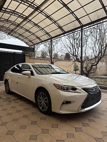 Lexus: Lexus ES: 2017 г., 2.5 л, Гибрид, Седан — 1