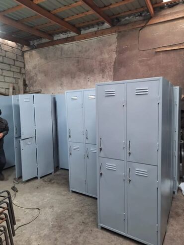 Sifarişlə dolablar: Topdan və pərakəndə qiymətinə dəmirdən hazırlanan dolabların — 11