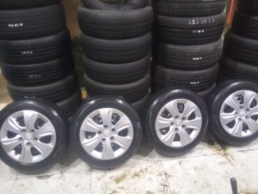 Disk təkərlər: İşlənmiş Disk təkər Hyundai 180 / 60 / R 15, 5 Boltlu