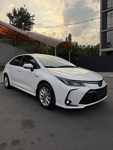 калпаки на диски: Toyota Corolla: 2021 г., Гибрид, Седан — 7