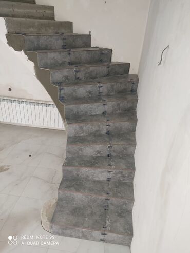 Kafel və metlax: Qranit effektli böyük format döşəmə plitələri – tünd boz - Material — 22