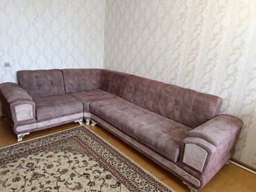 Çarpayılar: Künc divan, İşlənmiş