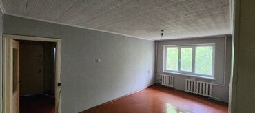 цены на недвижимость в бишкеке 2023: 3 бөлмө, 58 кв. м, 104-серия, 1 кабат, Косметикалык ремонт