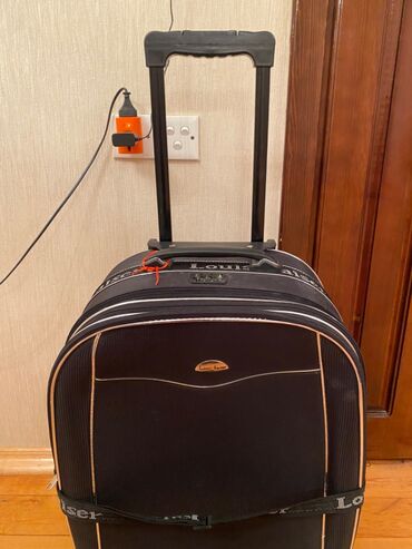 Çantalar: Təkərli səyahət çamadanı orta vəziyyətdədir təkərlər işləkdir zamoklar — 8