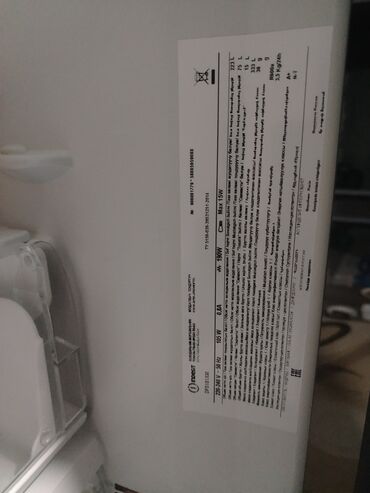 Soyuducular: Xarab 2 qapılı Indesit Soyuducu Satılır, rəng - Boz — 10