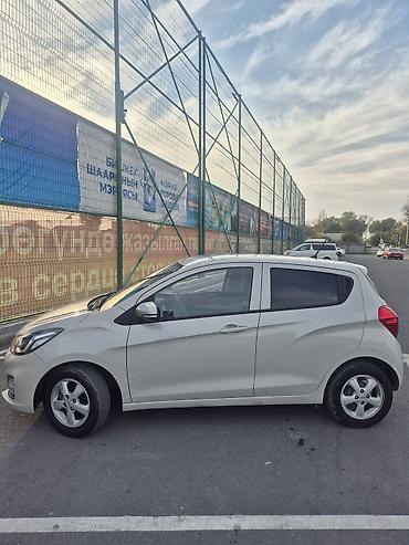 шеврале трекер: Chevrolet Spark: 2020 г., 1 л, Вариатор, Бензин, Хэтчбэк — 3