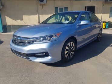 машина акорт: Honda Accord: 2016 г., 2 л, Вариатор, Гибрид, Седан