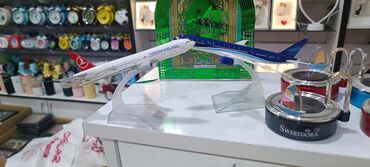 Oyuncaqlar: Teyyare modelı suvenır. uzunluq 12 sm.25 AZN.uzunluq 20 sm 35 AZN.30 -da lalafo.az — 11 Oyuncaqlar: Teyyare modelı suvenır. uzunluq 12 sm.25 AZN.uzunluq 20 sm 35 AZN.30 — 11