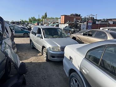 mitsubishi legnum: Вентилятор Mitsubishi 2000 г., Б/у, Оригинал — 6