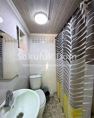 Продажа коттеджей и домов: 🏠Продается дом в с. Сокулук 🟡Комнаты: 4 🟡Участок: 8 сотки — 15