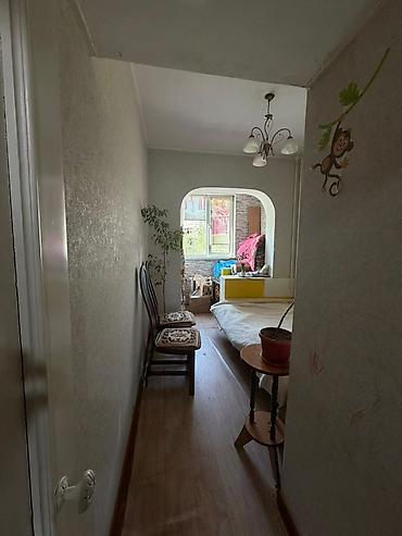 продаю дом киргизия 1: 4 комнаты, 78 м², 106 серия улучшенная, 7 этаж — 5