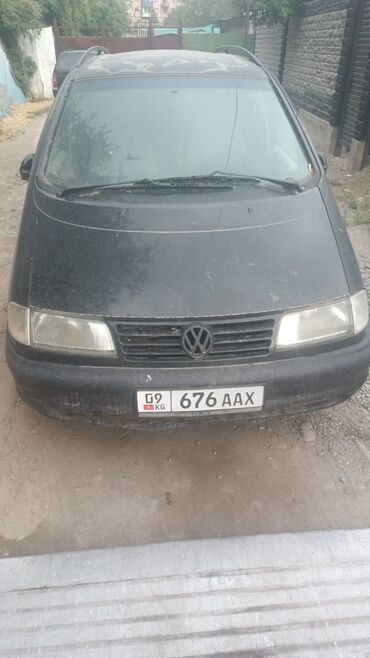 продам срочно машину: Volkswagen Sharan: 1998 г., 1.8 л, Автоматтык, Бензин, Вэн/Минивэн