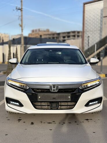 Honda: Honda Accord: 2019 г., 1.5 л, Вариатор, Бензин, Седан — 1