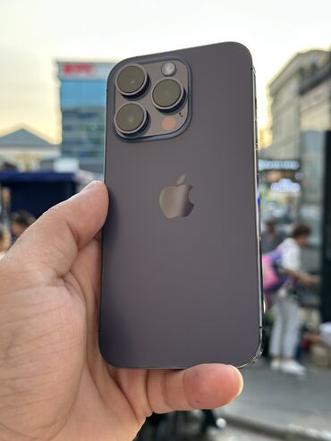Apple iPhone: IPhone 14 Pro Max, 256 GB, Deep Purple