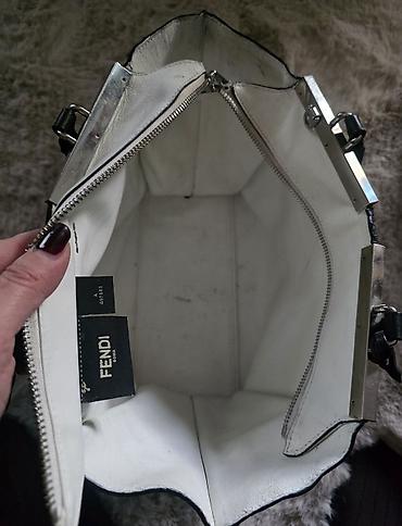 Torbe: Fendi 3Jours kožna torba. Ovaj model je evolucija klasične 2Jours — 15