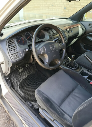 Honda: Honda Accord: 2001 г., 1.8 л, Механика, Бензин, Седан — 1