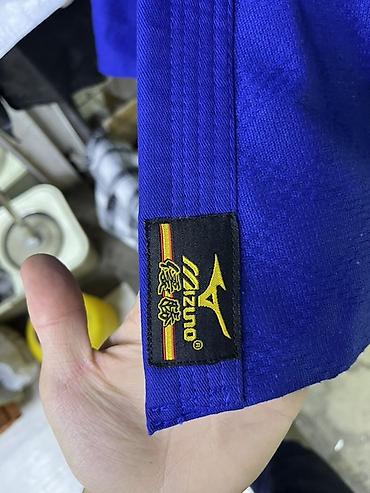 Куртки: Мужская куртка, Mizuno, Новый, цвет - Синий, Самовывоз, Платная доставка — 2