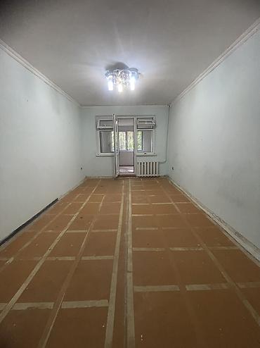 2 комнаты, 42 м², 6 мкр 104 серия, 1 этаж, Требуется ремонт at lalafo.kg 2 комнаты, 42 м², 6 мкр 104 серия, 1 этаж, Требуется ремонт