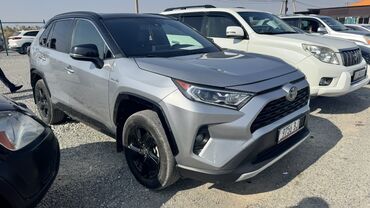 продаю связи с переездом: Toyota RAV4: 2021 г., 2.5 л, Гибрид, Кроссовер