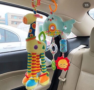 детские бу игрушки: 1. Игрушка жираф -500 сом Голубая игрушка-500 сом . Сами покупали