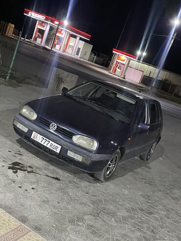 сиденья голф: Volkswagen Golf: 1994 г., 1.8 л, Механика, Бензин, Седан