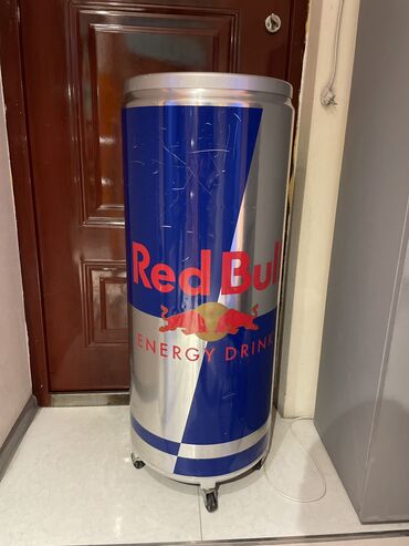 Soyuducu vitrinləri: Red Bull Soyuducu Aparatı