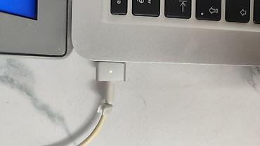 Ноутбуки Apple (MacBook): Офисный, Б/у, Intel Core i5, ОЗУ, RAM: 8 ГБ — 8