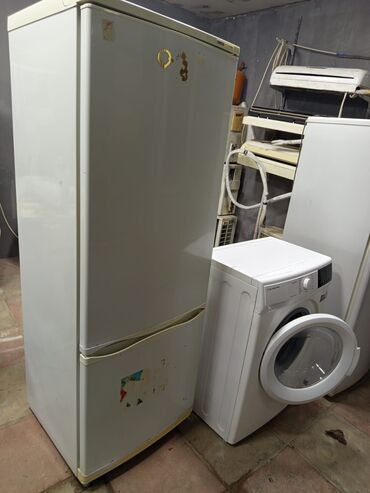 kreditle soyuducular: Б/у 2 двери Atlant Холодильник Продажа, цвет - Белый, Встраиваемый