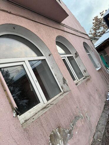 шкаф металлический для документов: ПВХ-окна с арочными и прямыми створками, а так же чугунные батареи -